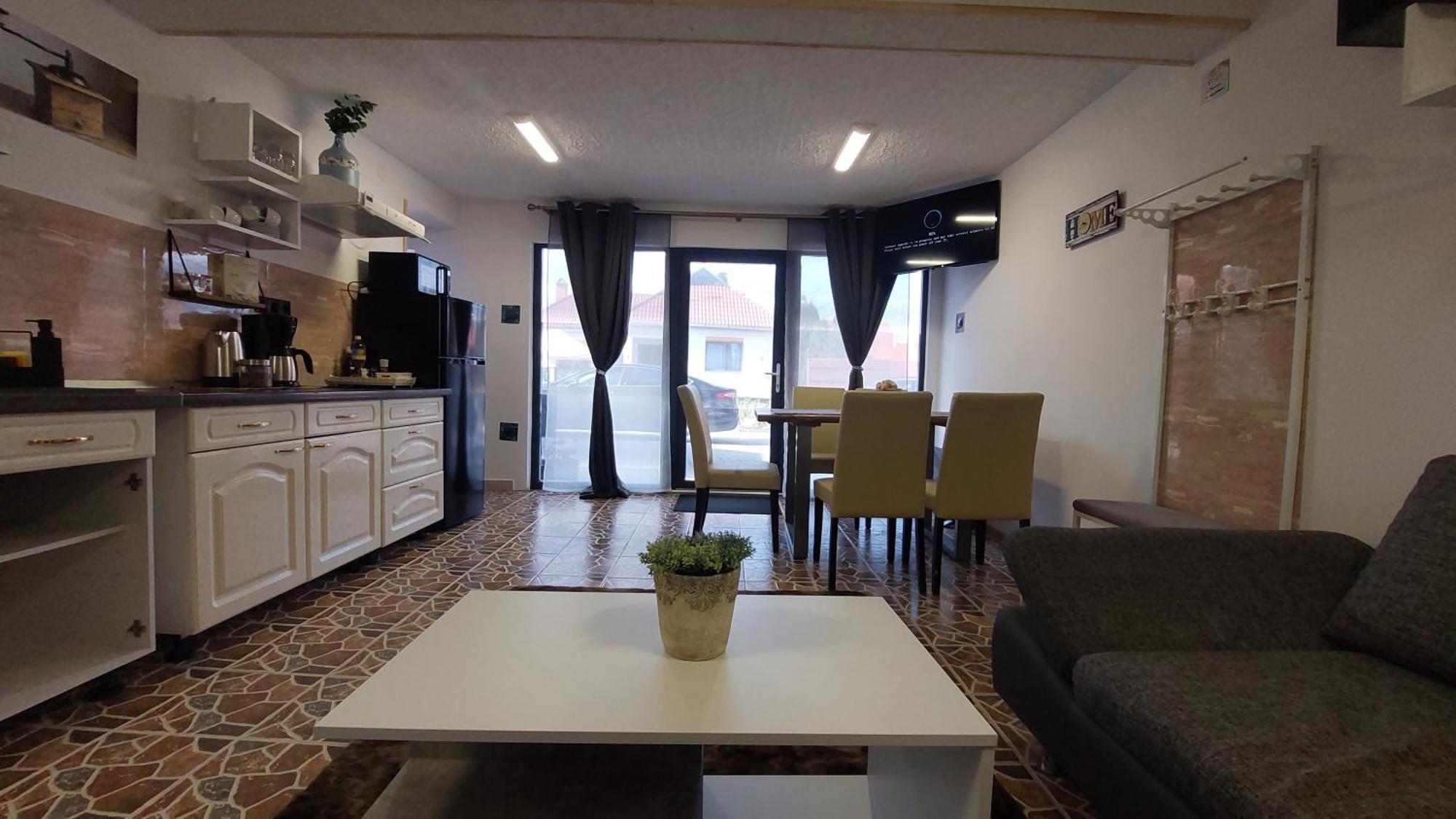 Morrison Apartments ミエルクレア＝チュク 部屋 写真