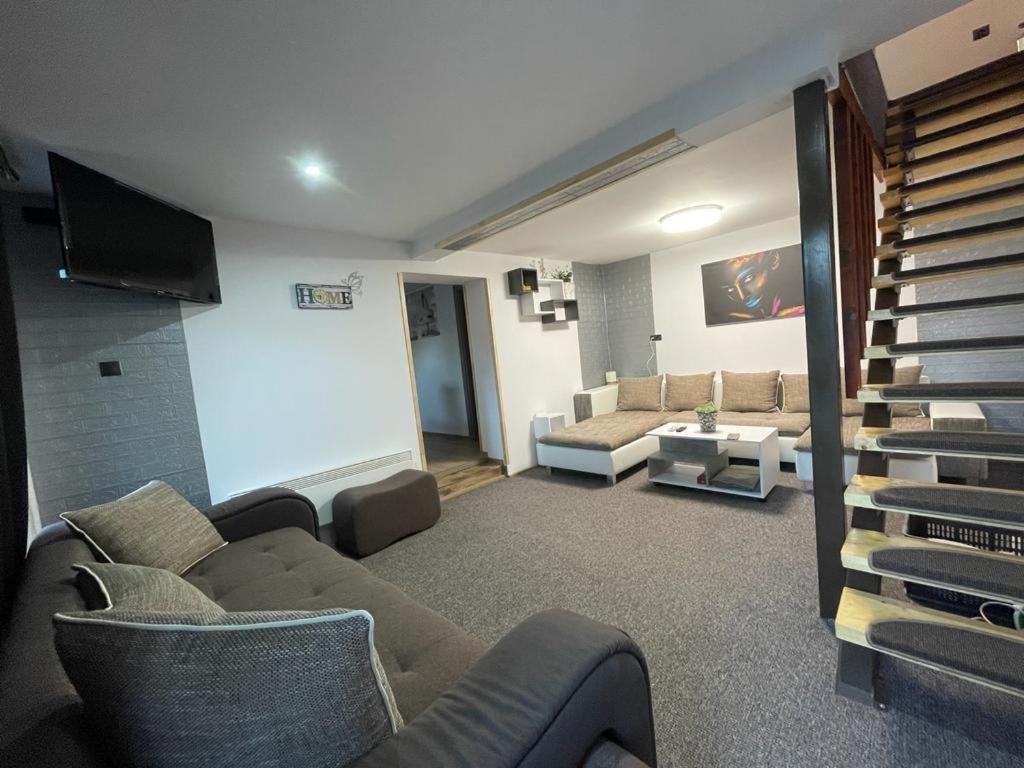 Morrison Apartments ミエルクレア＝チュク エクステリア 写真